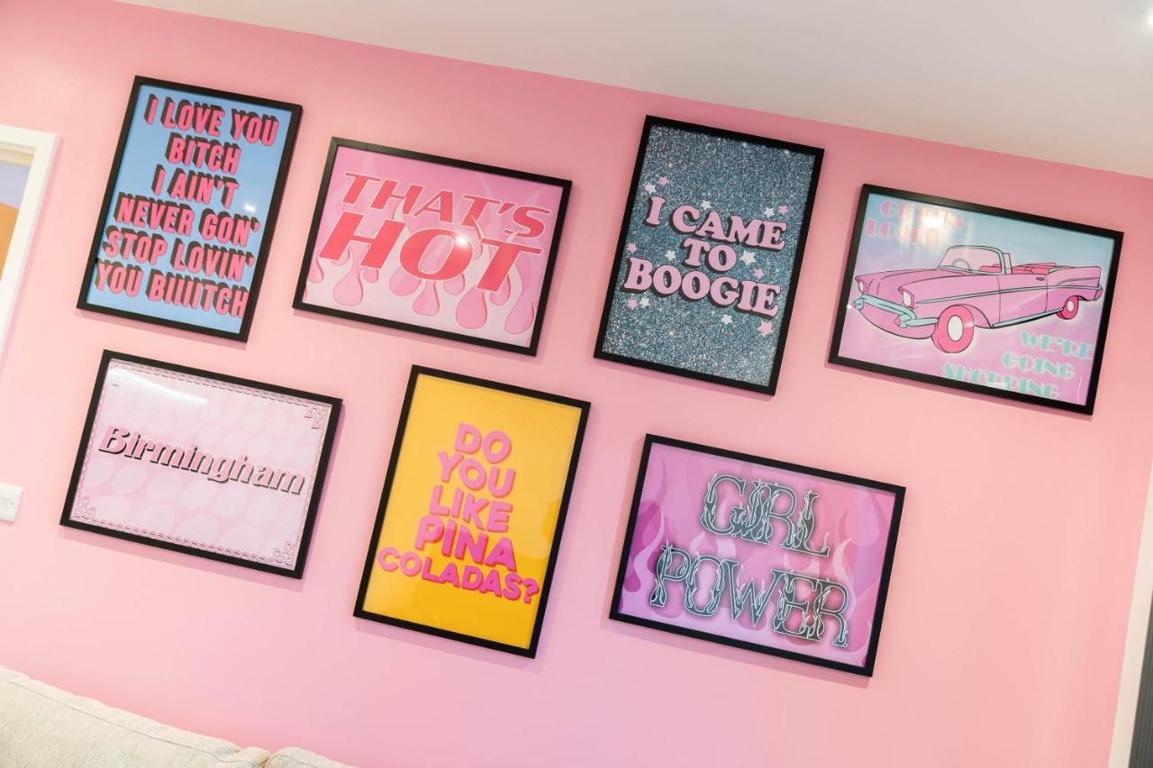 Maevela Apartments ☆ Pink Luxury Apartment With Balcony - Birmingham City Centre - 5 Min Walk From Bullring, Cube, Mailbox, New Street Station - Free Netflix & Wifi ภายนอก รูปภาพ
