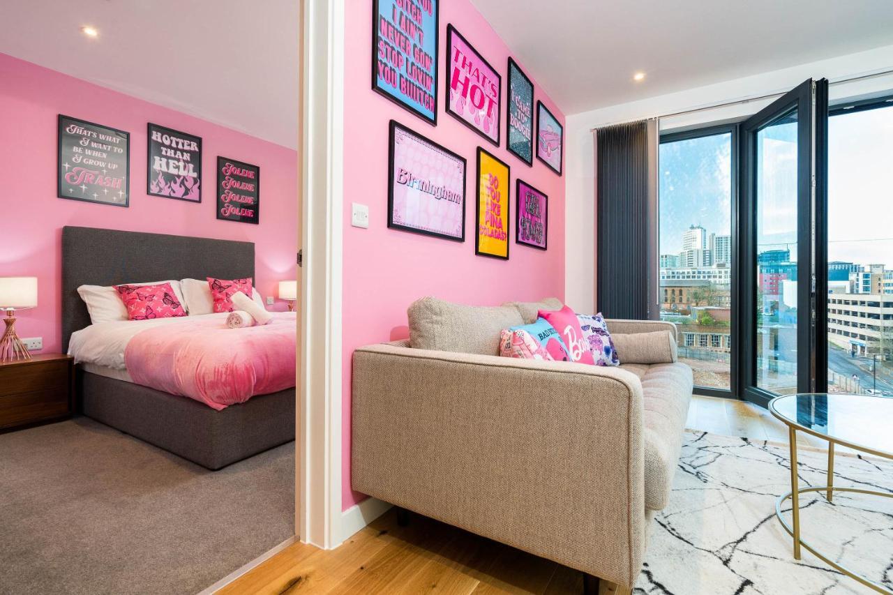 Maevela Apartments ☆ Pink Luxury Apartment With Balcony - Birmingham City Centre - 5 Min Walk From Bullring, Cube, Mailbox, New Street Station - Free Netflix & Wifi ภายนอก รูปภาพ